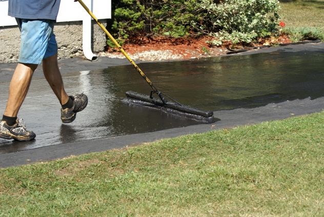 Why You Should Consider Sealing Your Concrete Driveway, Concrete Chiropractor